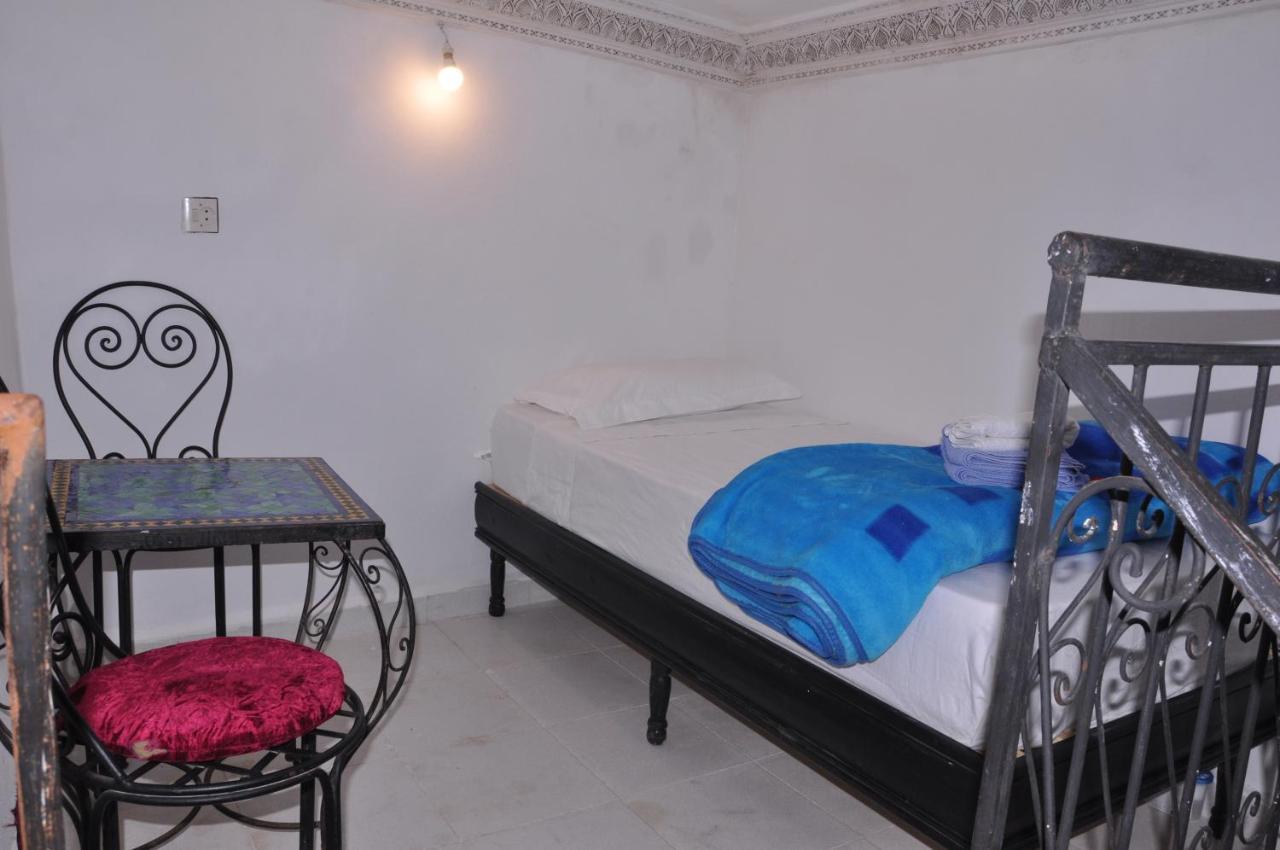 Maison D'Hotes Zohor Fez Habitación foto