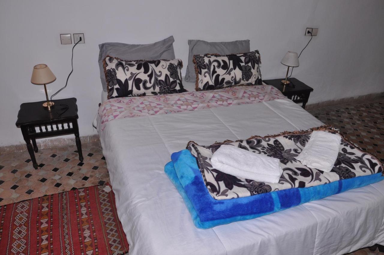 Maison D'Hotes Zohor Fez Habitación foto
