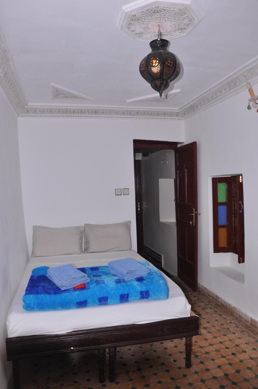 Maison D'Hotes Zohor Fez Habitación foto