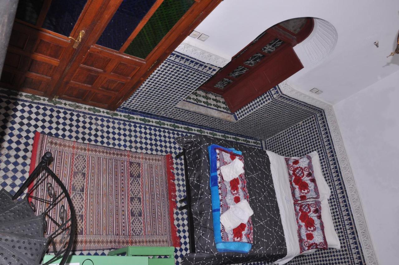 Maison D'Hotes Zohor Fez Habitación foto