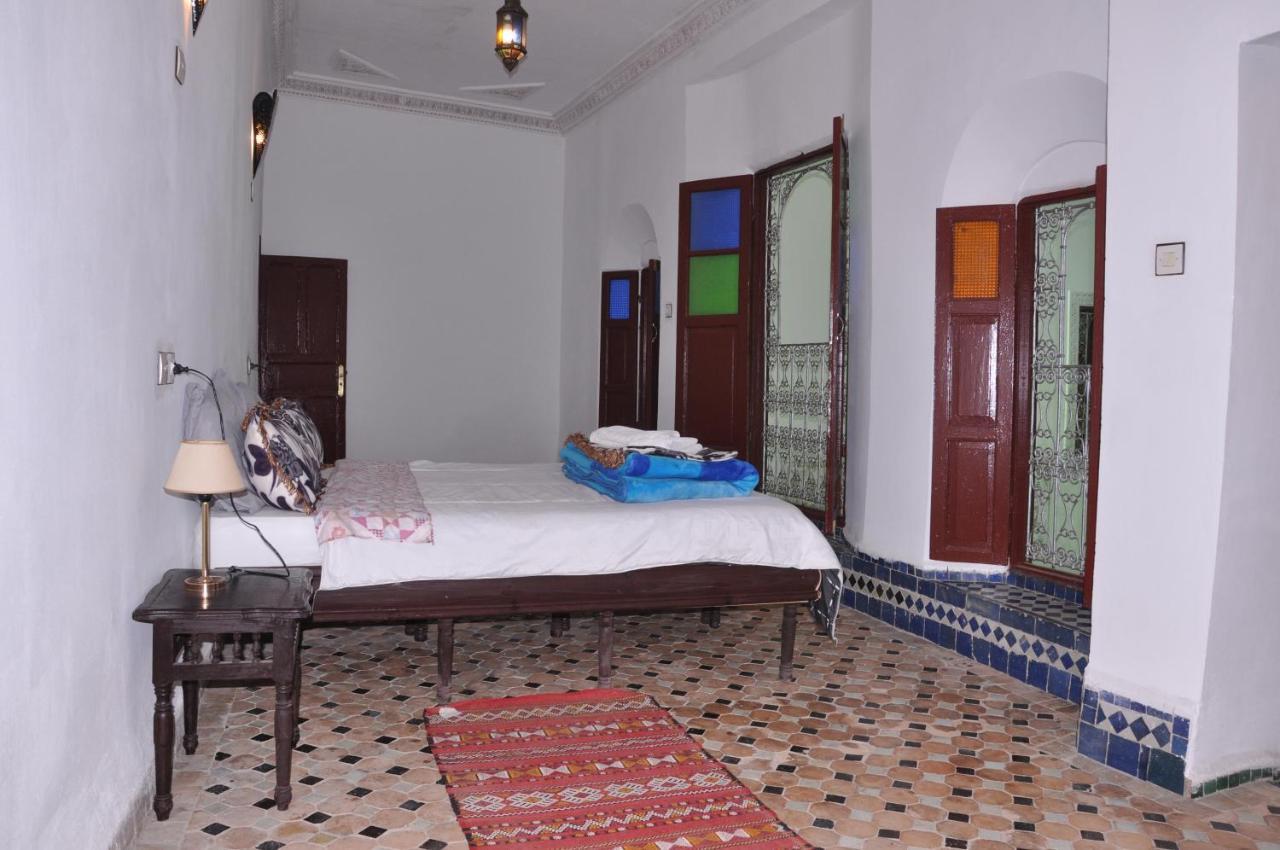 Maison D'Hotes Zohor Fez Habitación foto